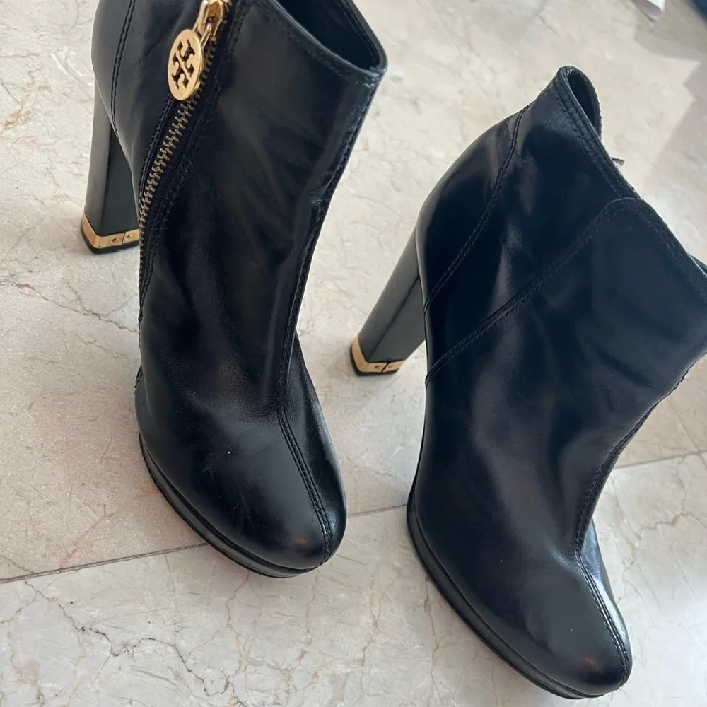 Tory Burch Leather Boots Size 7.5 M